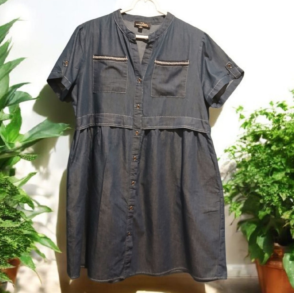 Suzanne Betro Blue Denim Knee Length Denim Dress Womans size 1x
